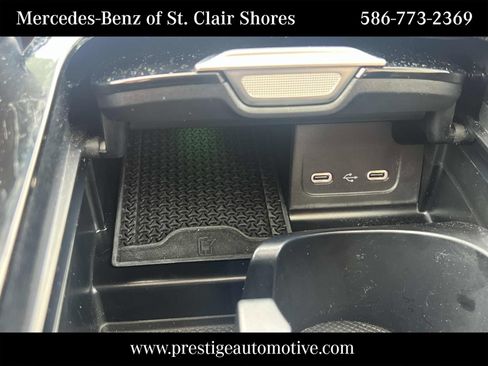 Used 2025 Mercedes-Benz C 300 4MATIC Sedan image 28