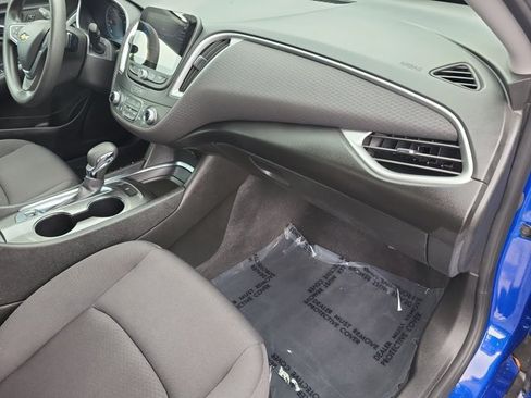 Used 2023 Chevrolet Malibu LT FWD image 18
