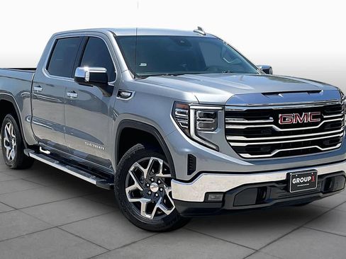 Used 2023 GMC Sierra 1500 SLT RWD image 3