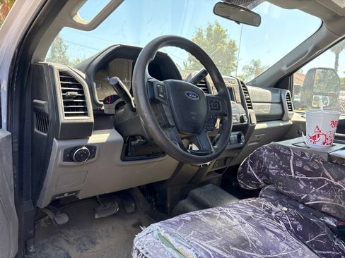 Used 2020 Ford F250 XL w/ Power Equipment Group AWD/4WD image 5