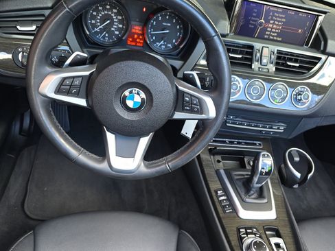 Used 2016 BMW Z4 sDrive28i image 15