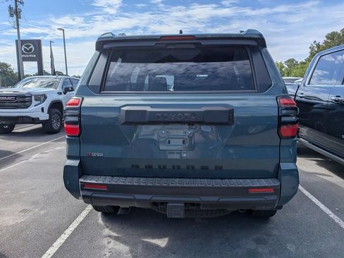 Used 2025 Toyota 4Runner TRD Off-Road Premium AWD/4WD image 8