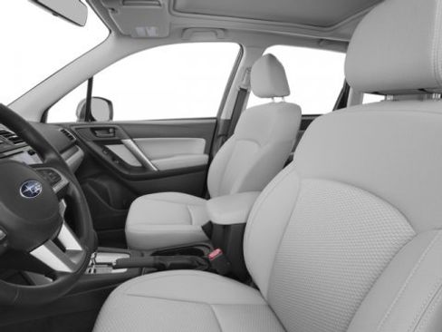 Used 2017 Subaru Forester 2.5i Premium image 12