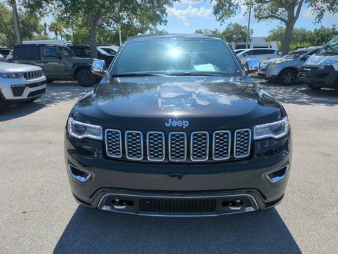 Used 2019 Jeep Grand Cherokee Overland RWD image 4
