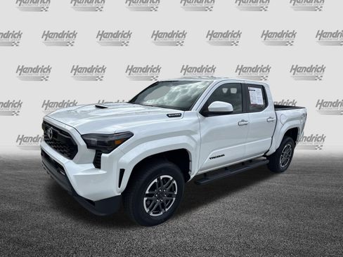 Certified 2024 Toyota Tacoma TRD Sport image 5
