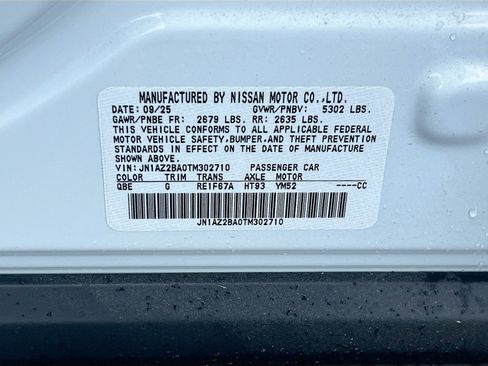 New 2026 Nissan Leaf FWD image 32