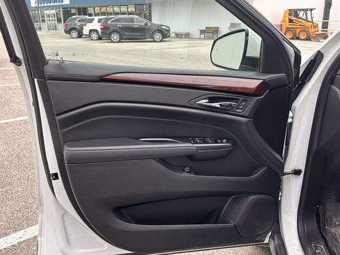 Used 2016 Cadillac SRX Performance image 12