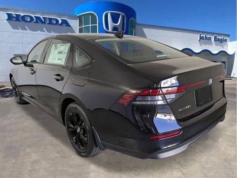 Used 2025 Honda Accord SE image 3