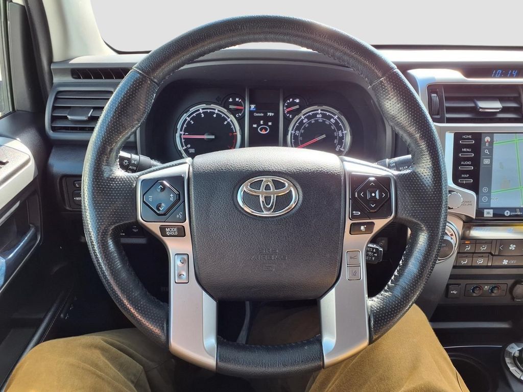 Used 2023 Toyota 4Runner Limited AWD/4WD image 20