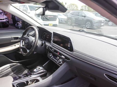 Certified 2023 Hyundai Sonata SEL w/ Convenience Package image 21