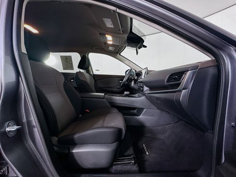 Used 2023 Nissan Rogue SV AWD/4WD image 31