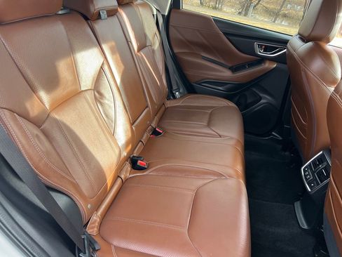 Used 2019 Subaru Forester Touring image 31