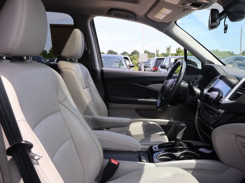 Used 2019 Honda Ridgeline RTL-E image 8