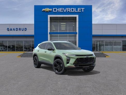 New 2026 Chevrolet Trax ACTIV w/ Driver Confidence Package FWD image 1