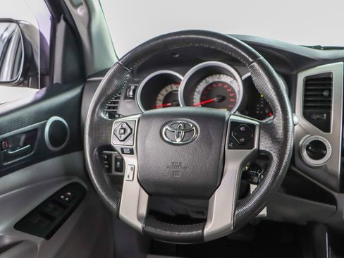 Used 2015 Toyota Tacoma 4x4 Double Cab image 13