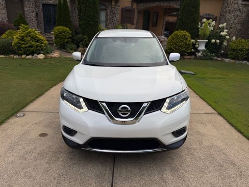 Used 2016 Nissan Rogue S FWD image 3