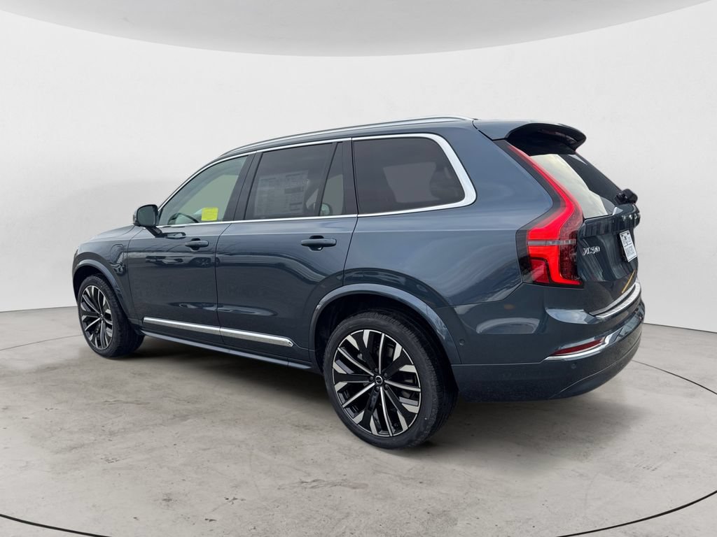New 2026 Volvo XC90 T8 Plus w/ Protection Package Premier AWD/4WD image 3