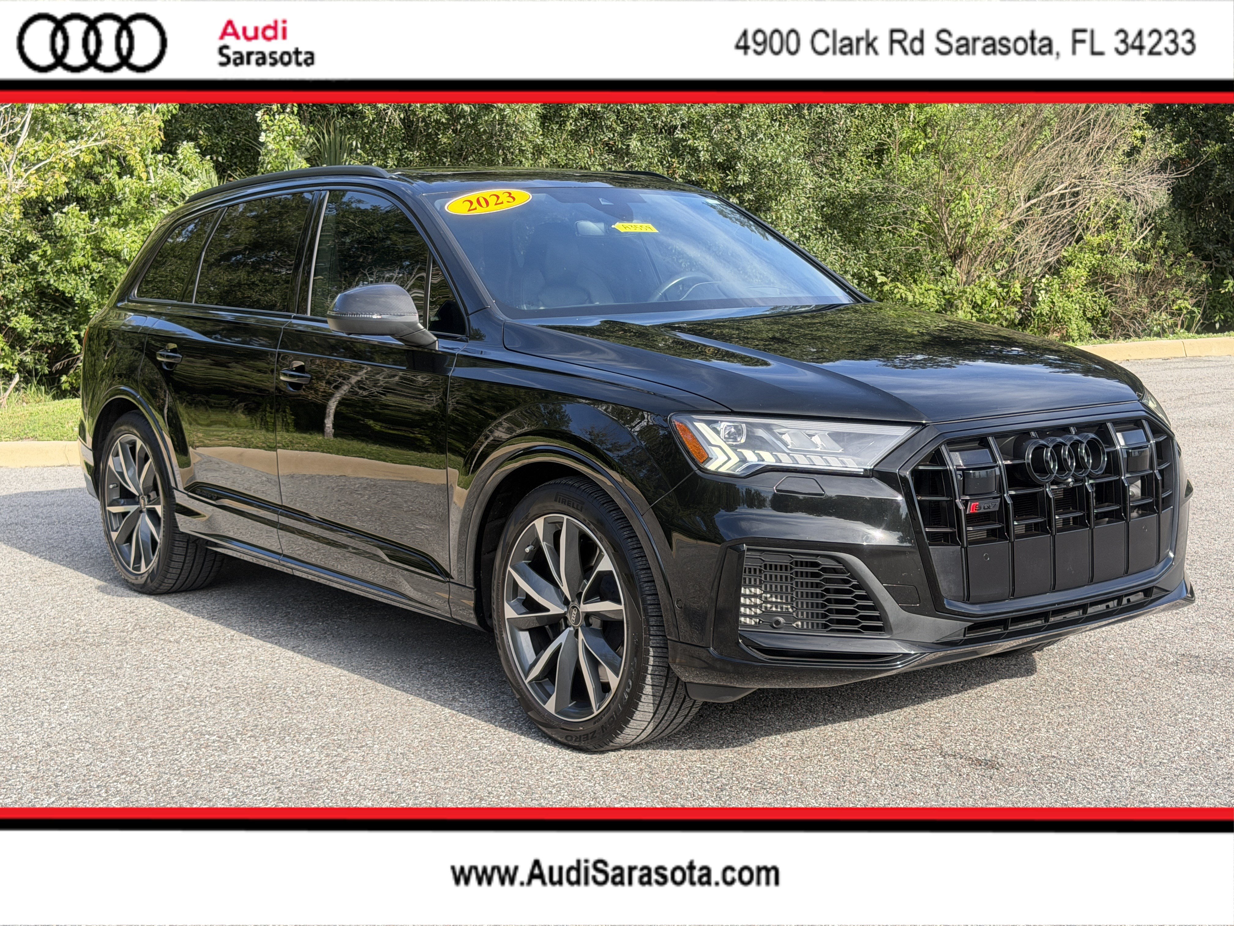 Used 2023 Audi SQ7 Prestige AWD/4WD image 1
