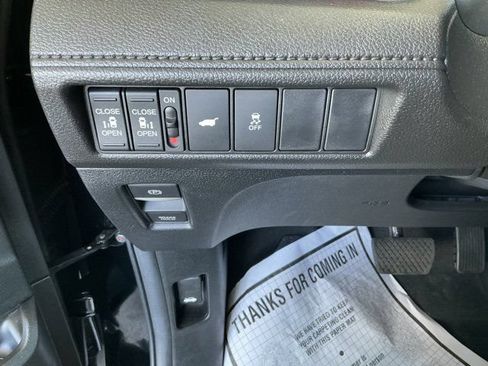 Used 2025 Honda Odyssey Sport-L image 23