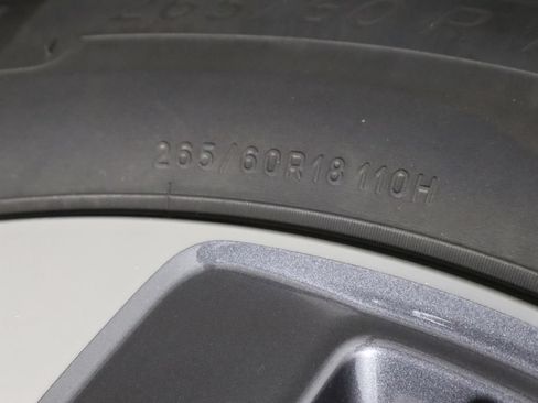 Used 2023 Jeep Grand Cherokee 4WD 4xe image 55