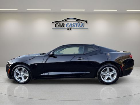 Used 2023 Chevrolet Camaro LT image 12