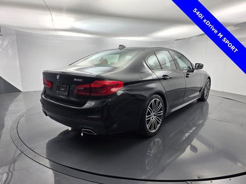 Used 2019 BMW 540i xDrive w/ M Sport Package image 4