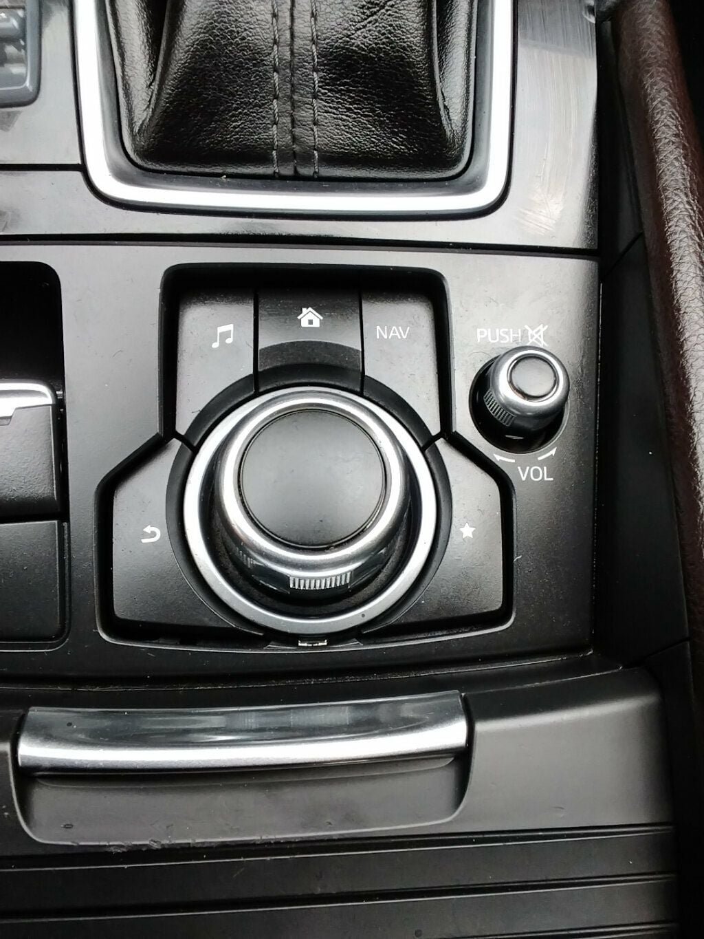 Used 2018 MAZDA MAZDA3 Touring FWD image 22