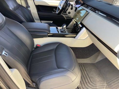 Used 2023 Land Rover Range Rover SE AWD/4WD image 13