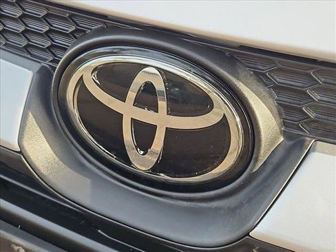 Used 2024 Toyota Corolla LE FWD image 30