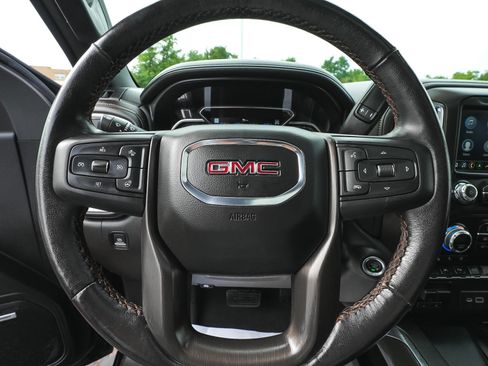 Used 2022 GMC Sierra 1500 AT4 w/ AT4 Premium Package AWD/4WD image 22