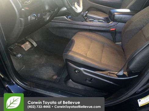 Used 2025 Dodge Durango GT image 9