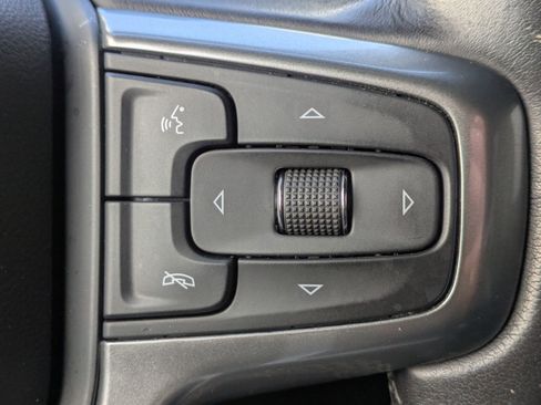 Used 2021 Chevrolet Tahoe Z71 image 14