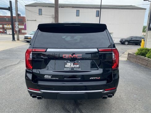 Certified 2025 GMC Yukon XL AT4 w/ AT4 Premium Plus Package AWD/4WD image 5