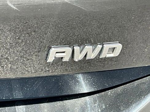 Used 2023 Chevrolet Equinox LS AWD/4WD image 12