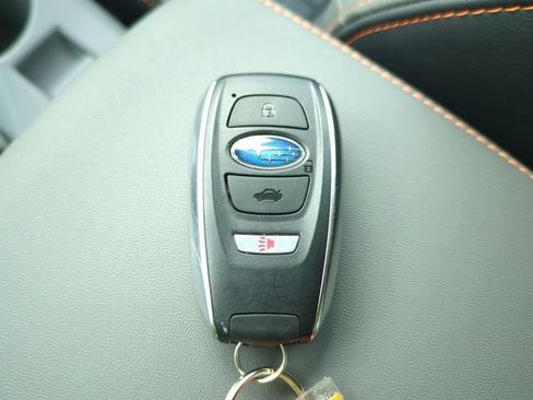 Used 2025 Subaru Crosstrek 2.5i Limited AWD/4WD image 35