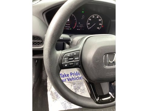 Used 2023 Honda HR-V LX image 35