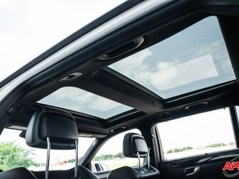 Used 2015 Mercedes-Benz E 63 AMG S-Model image 32