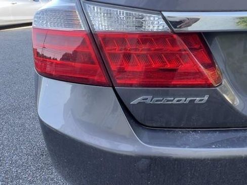 Used 2015 Honda Accord EX-L image 23