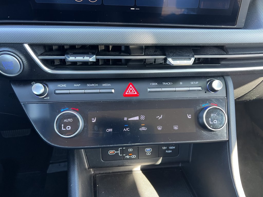 Used 2025 Hyundai Sonata SEL FWD image 25