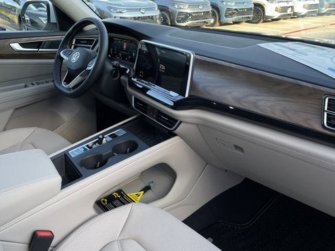 New 2026 Volkswagen Atlas SE image 20