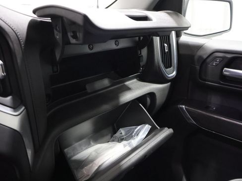 Used 2020 Chevrolet Silverado 1500 LTZ w/ LTZ Plus Package AWD/4WD image 33