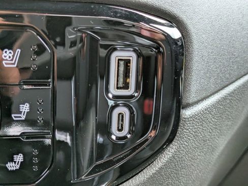 New 2025 Chevrolet Silverado 1500 High Country w/ Midnight Edition image 25