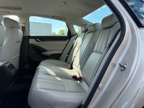 Used 2018 Honda Accord EX-L image 15