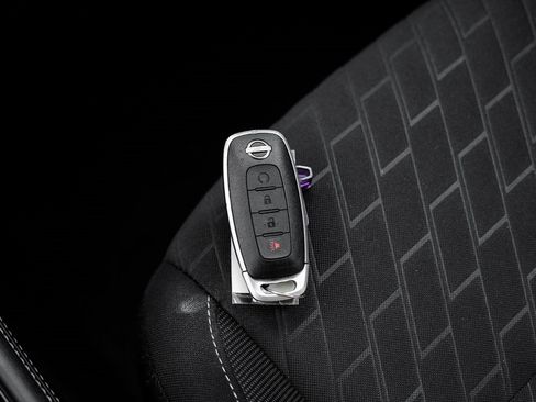 Used 2024 Nissan Kicks SV image 67