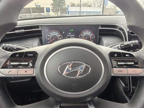 Used 2024 Hyundai Santa Cruz SEL w/ Activity Package image 12