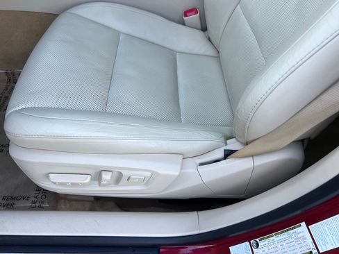 Used 2013 Lexus ES 350 w/ Luxury Pkg FWD image 14