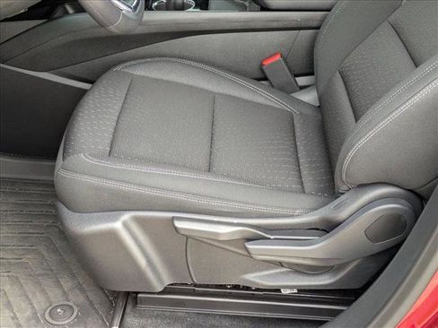 New 2025 Chevrolet Blazer EV LT image 4