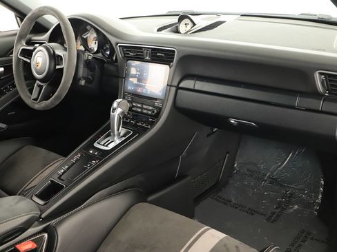 Used 2018 Porsche 911 GT3 RWD image 30