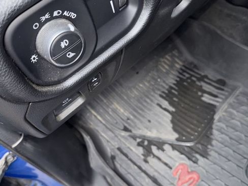 Used 2022 RAM 1500 Rebel w/ Off Road Group AWD/4WD image 11