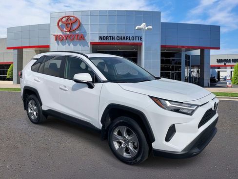 Used 2025 Toyota RAV4 XLE w/ Convenience Package image 3